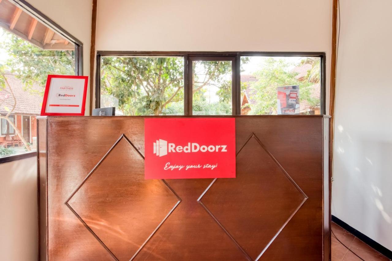 Reddoorz Syariah Near Gor Ken Arok Hotel Malang Ngoại thất bức ảnh